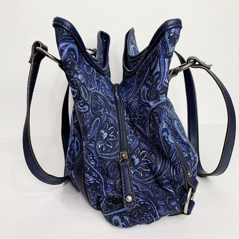 St. John's bay purse blue paisley - Picture 2 of 16